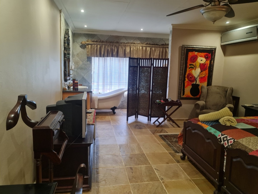 4 Bedroom Property for Sale in Cashan North West